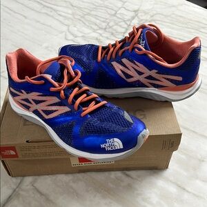 Woman’s The North face Hyper-Track Guide shoes 8.5